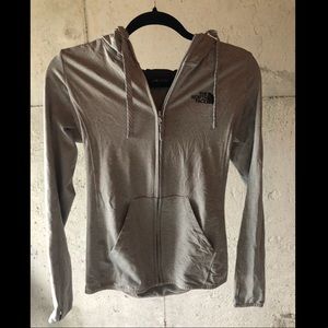 Hooded zip-up fitted jacket